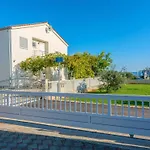 Сasa de vacaciones Suric By Interhome *