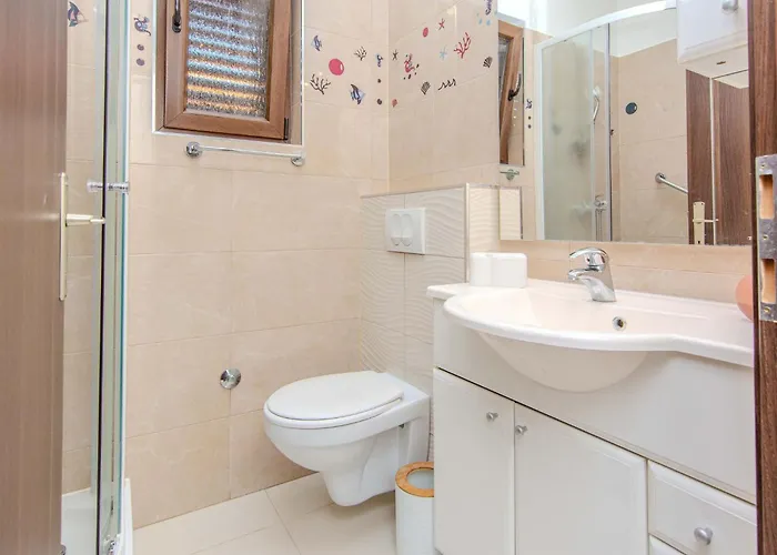 Suric By Interhome בית נופש *